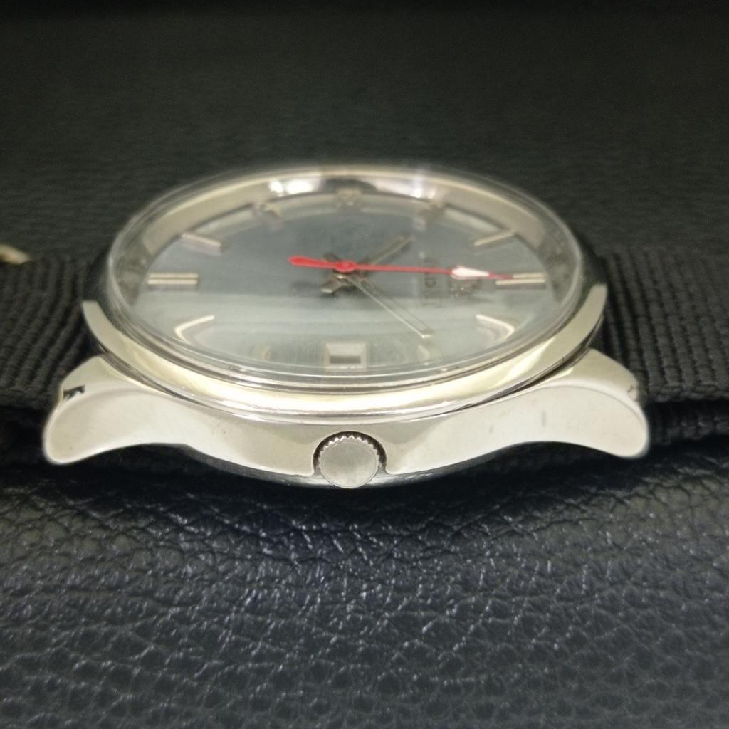 AUTOMATIC VINTAGE ORIENT JAPAN 46941 MENS ORIGINAL DIAL WATCH A703304-1