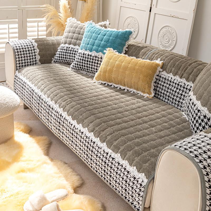 Sofa Cushion Plush Luxury Wind Four Seasons General Simple Modern Non-slip Houndstooth Mat Autumn and Winter Cushion Cover.