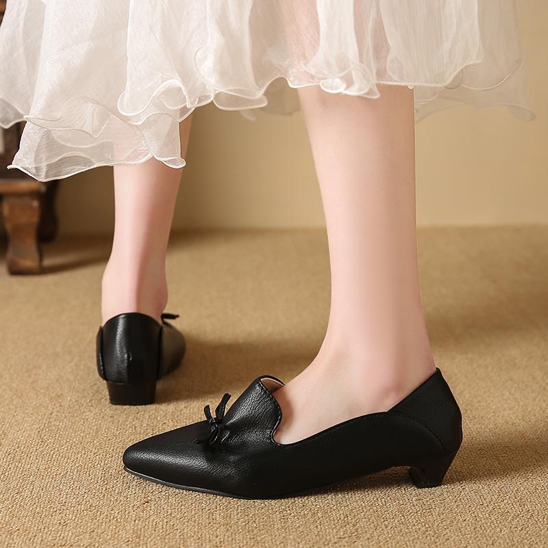 Móda Nové Jaro Pravá Kůže Dámské Boty Francouzské Retro Špičatá Špička Dámské Lodičky Mašle Mokasíny Boty pro Ženy Nízký Podpatek Dámské Boty