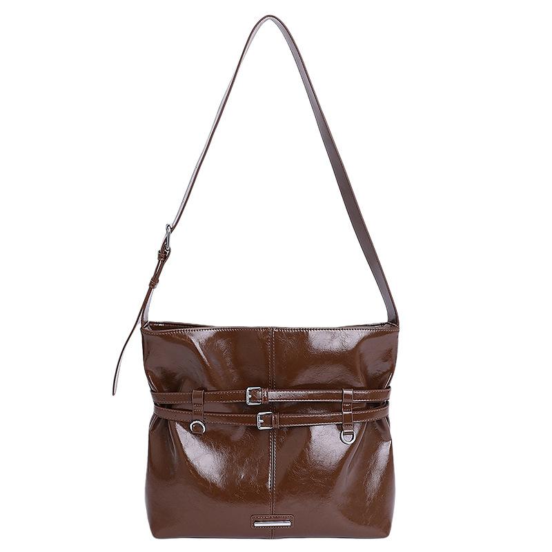Korean niche design shoulder bag women's bag 2025 new retro oil wax leather tote bag large capacity messenger bag tide