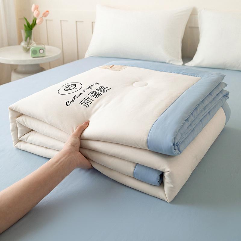 Xinjiang Cotton Summer Quilt: Machine Washable Lightweight AC Blanket for Spring & Autumn