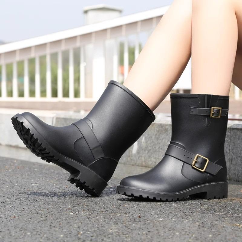 New Rain Shoes Women's Medium Tube Fashion Rain Boots Shoes Worn On Rainy Days Water Shoes Waterproof Martin Boots Non-slip Rubber Shoes