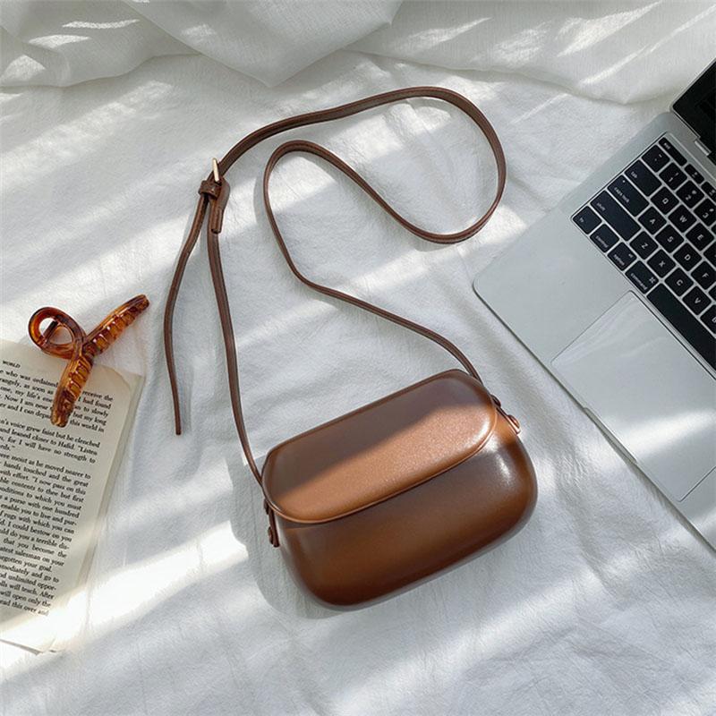 IELGY shoulder bag messenger bag flap metal buckle Korean version black shell bag simple PU fashion trend
