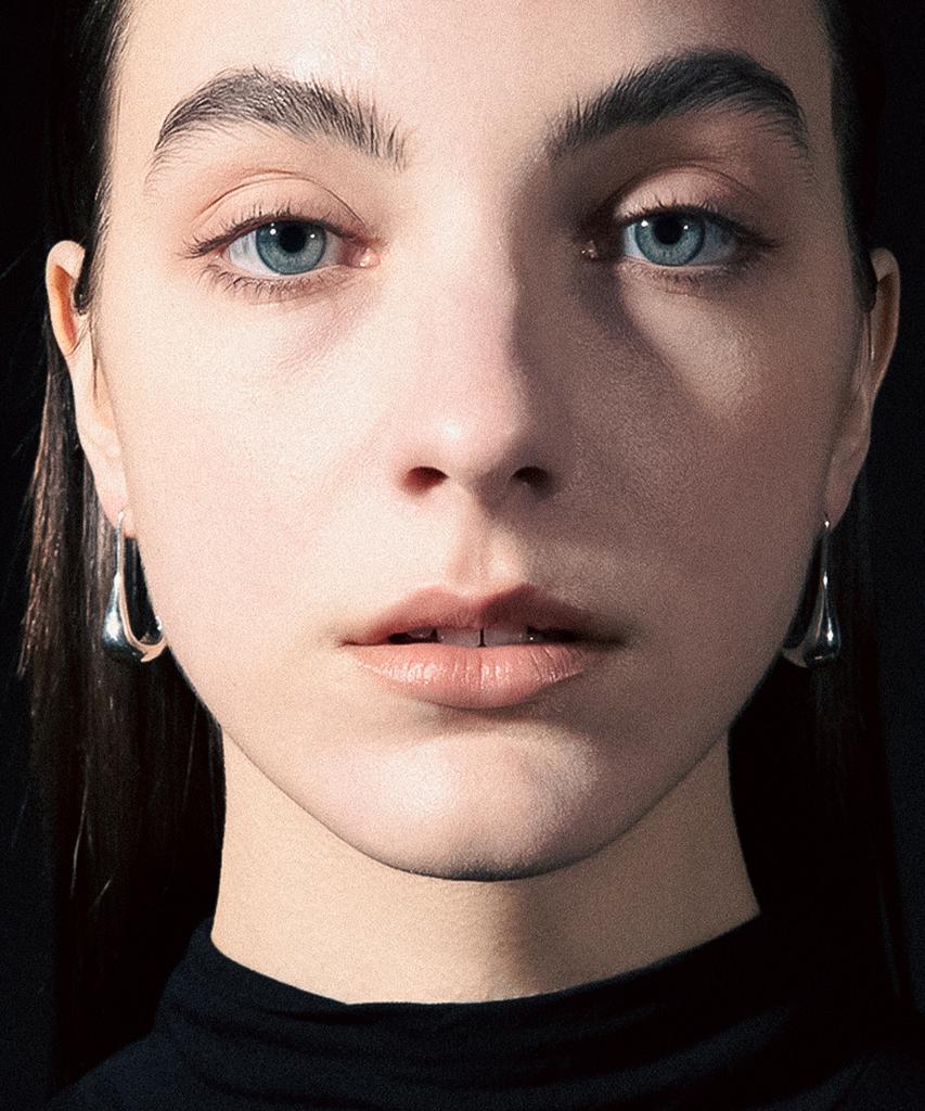 Tacit Dripping Dew Earring