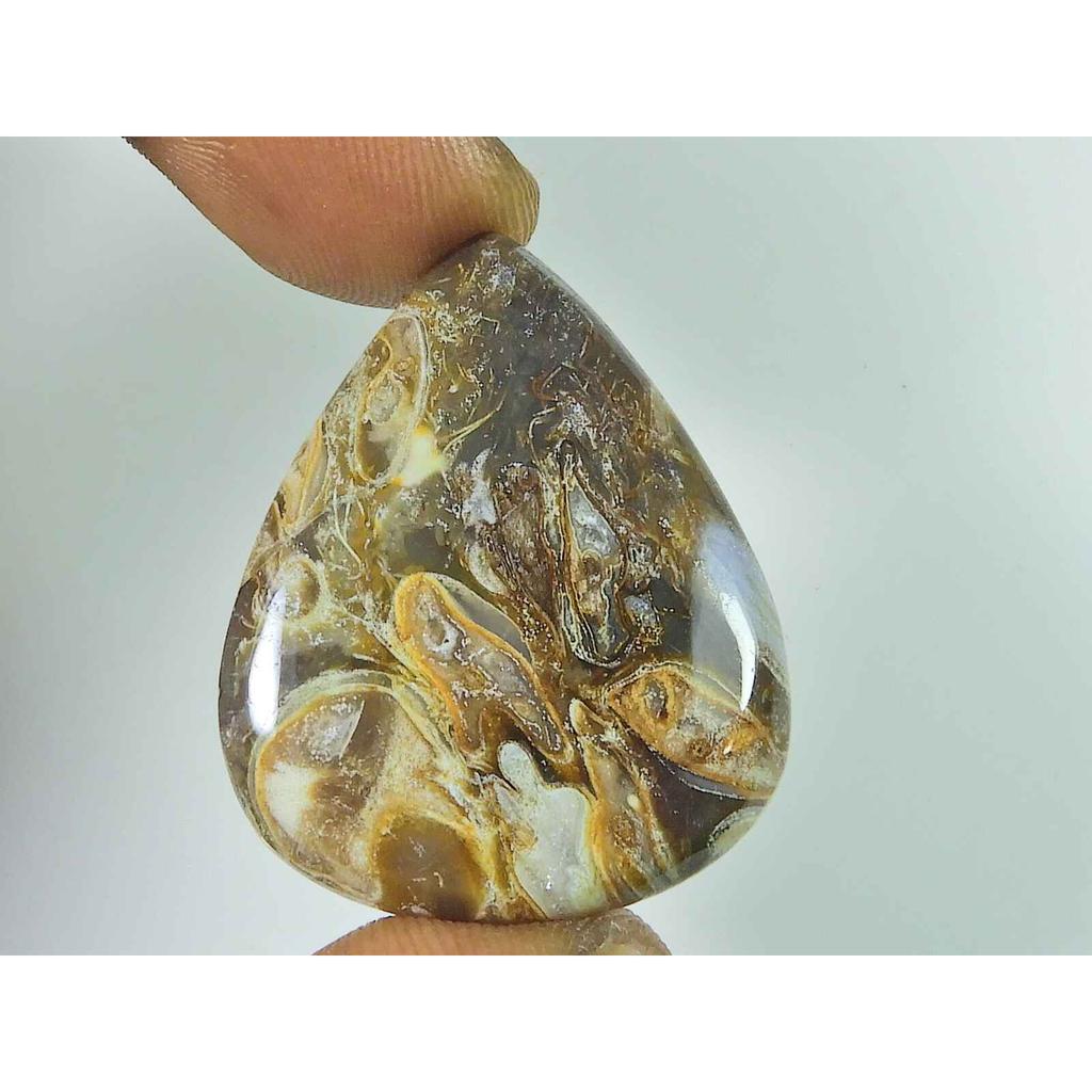 52 karátů. Volný drahokam z přírodního kamene, kalcitu, oválného krystalu, kabošonu, 29X37X06 MM SK-3418