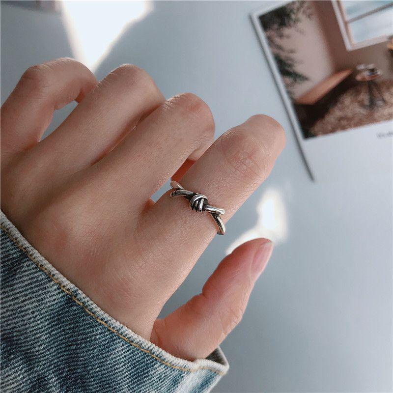 Posrebrzany wielowarstwowy pierścionek otwarty owinięty krzyżowo w stylu europejskim i amerykańskim dla kobiet