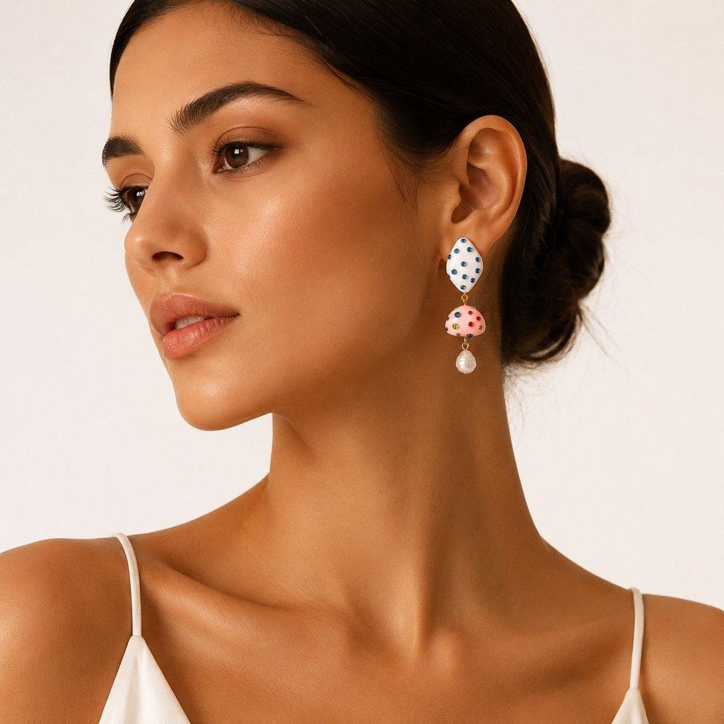 Baroque Style Asymmetric Earrings With Mixed Materials And Crystal Details For Ladies