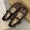 Fashion Mary Janes Fashion Split Toe Ladies Flats Shoes 2025 New Style Female Buckle Strap Footwear Shallow Women Flats Shoes