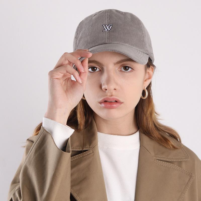 Hwaiteusaenjeu 18Fw Daily Corduroy Ball Cap 3 Colors