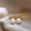1 Pair of Cute Female Earrings, Bow Shaped Pearl Earrings, Inlaid with Synthetic Zircon Earrings, Suitable for Daily Wear and Holiday Gift Giving