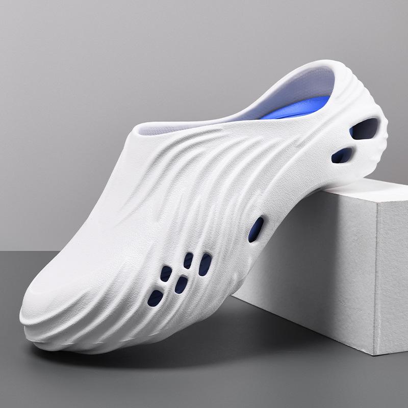 Slippers men's summer bag head hole shoes men's wear sandals men's trendy personality outdoor wading beach shoes