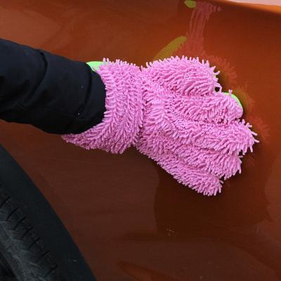 Péče o auto – Houby, hadry a kartáče