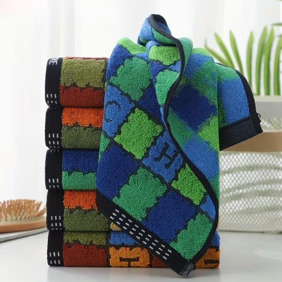 Colorful checkered letter towels, 3-pack, soft and absorbent large face towels/bath towels, skin-friendly washcloths.