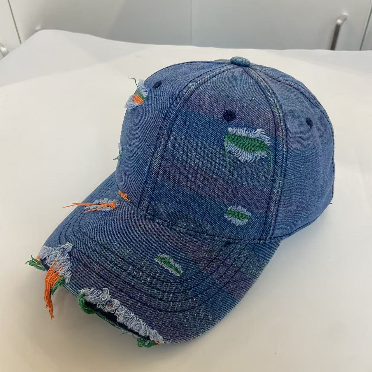 Outdoor Washed Cotton Broken Hole Baseball Cap Rainbow Color Fashion Hip Hop Cap Custom Embroidery Logo Baseball Caps