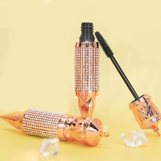 Lasting Natural Effect Waterproof 3D Mascara for Makeup