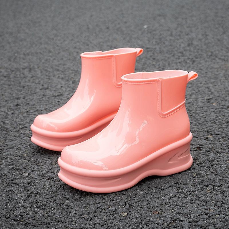 Rain Shoes Women's Fashion Outer Wear Waterproof Overshoes Women's Thick-soled Water Boots Non-slip Short Soft-soled Wear-resistant Rain Boots