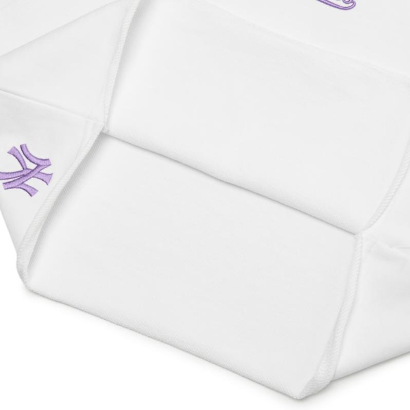 New MLB New York Yankees Sweatshirt Women's White 3FTK06023-50WHS