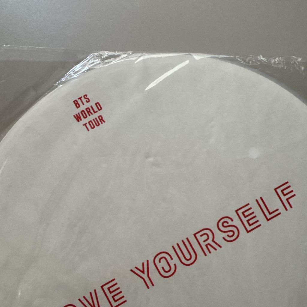 [USED] BTS V Fan Flag with Bonus