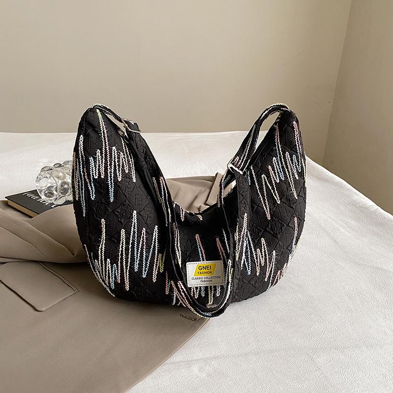 

Small fresh and sweet casual messenger bag simple girls casual dumpling bag going out commuting fashion shoulder bag one size fits all