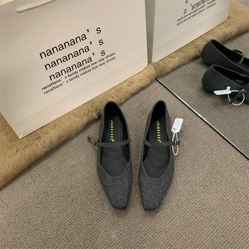 Corduroy woolen low-heeled Mary Jane shoes 2025 autumn and winter new female cute delicate square head light mouth wedge heel single shoes