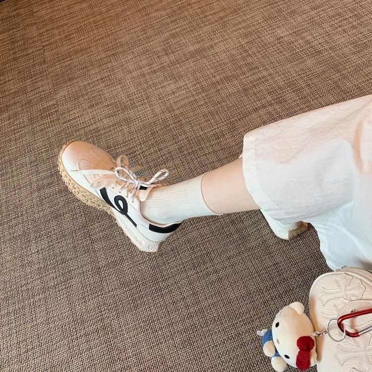 Grape Mother's Same 6cm Inner Height Increase~ Versatile Round Head Contrasting Color Lace-up Mesh Thick-soled Sports and Leisure Shoes, German T