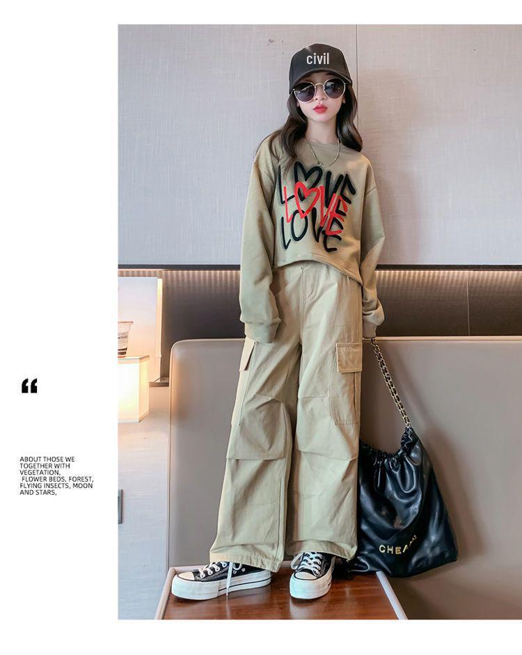 2025 Girls' Trendy Autumn Cargo Pants Two-Piece Set
