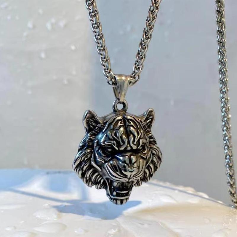 დომინანტური ჩინური დრაკონის ყელსაბამი ჰიპ-ჰოპი ჩინური ზოდიაქოს დრაკონის გულსაკიდი ტიტანის სვიტრის ჯაჭვი ქალი