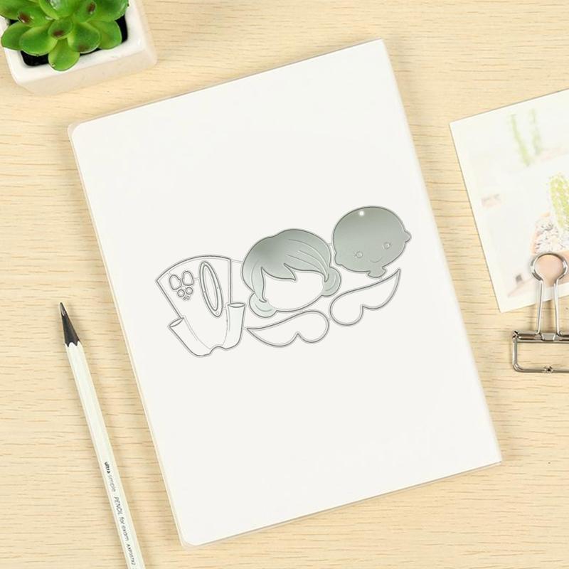 Malý Anděl Řezací Šablony Ražební Šablony pro Výrobu Narozeninových Pohlednic Party Scrapbooking DIY Alba Umělecké Řemesla