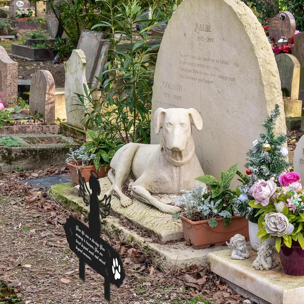 Engels-Hund-Gedenk-Metallskulptur mit Flügeln