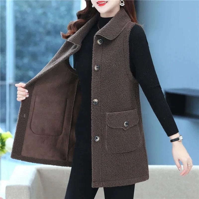 Lamb Wool Middle-aged and Elderly Vest Women's Jacket Plus Velvet Thickened Mother's Sleeveless Vest Button Vest