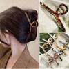 Large French Style Acetic Grab Clip Retro Alloy Shark Clips Elegant Minimalist Headwear Back of Head Spoon Curly Hair Hairpin