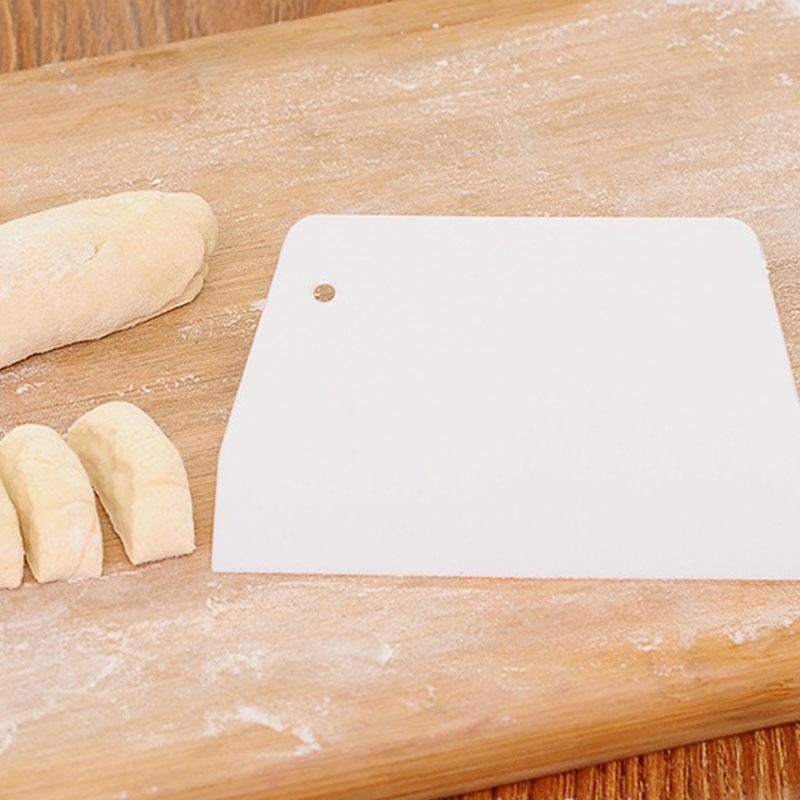 High Quality Sugarcraft Scraper Cake Decor Fondant Icing Smoother Mould Tool Cream Dough Cutting Knife Baking White
