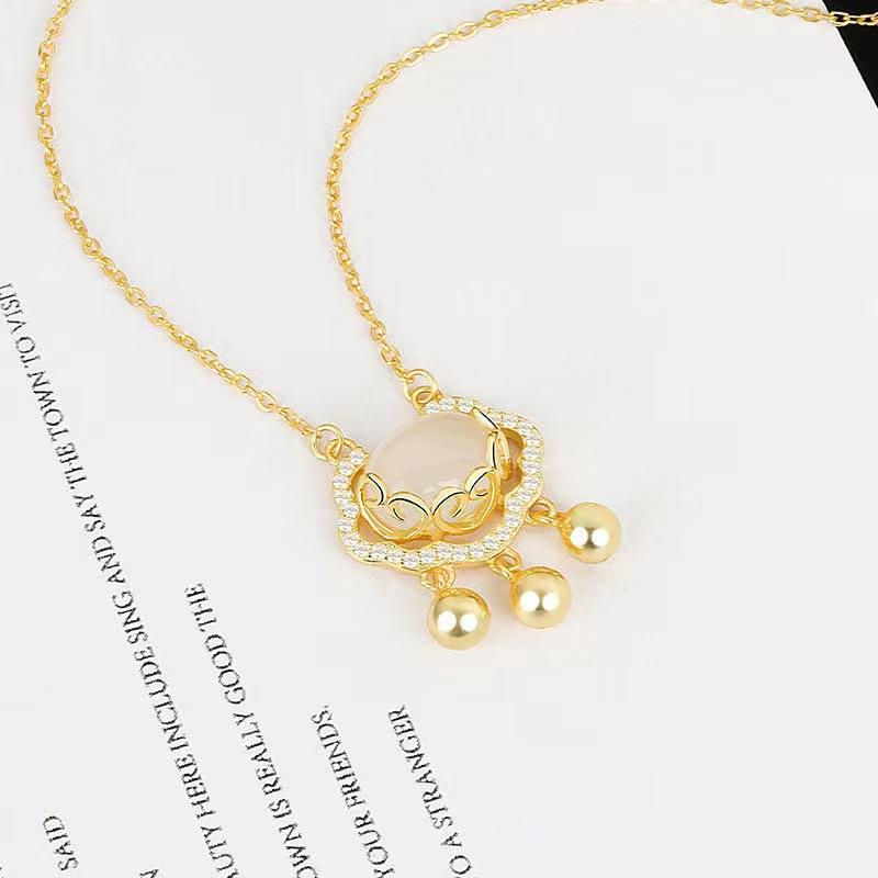 JMXD-Transshipment Safety Lock Necklace Female Premium Sense Retro Style Gentle Temperament Clavicle Chain, Birthday Valentine's Day Gift