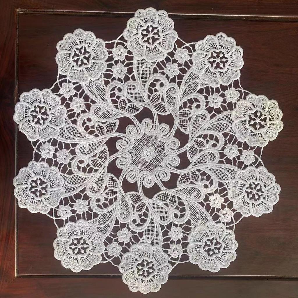 French Retro White Lace Round Placemat with Heavy Embroidery