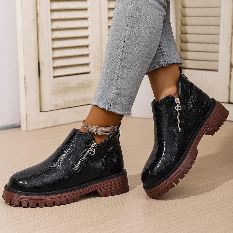 Coarse heel short boots autumn and winter new European and American large size round head side zipper Martin boots