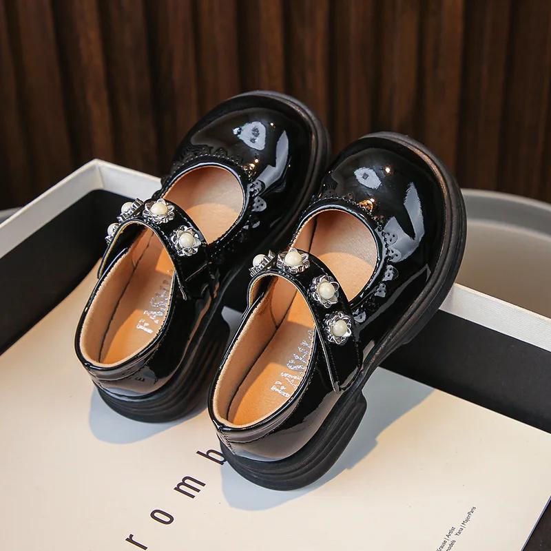 Girls Round Toe Kids Leather Shoes 2024 Spring and Autumn New Lace Pearls Shiny Loafers Children Pearls Lace Fashion Casual Shoe