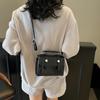 New Retro Niche Commuter Handbag Women's Fashion Versatile Shoulder Bag Solid Color Simple Trend Messenger Bag