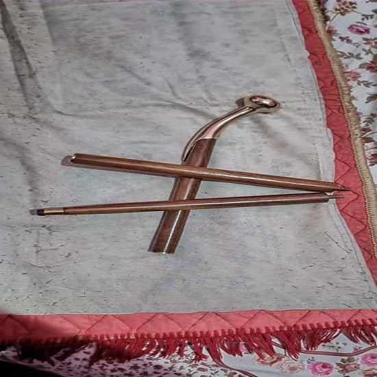 

Викторианский стиль, антикварная отделка, дизайнерская ручка с коричневой простой тростью в подарок