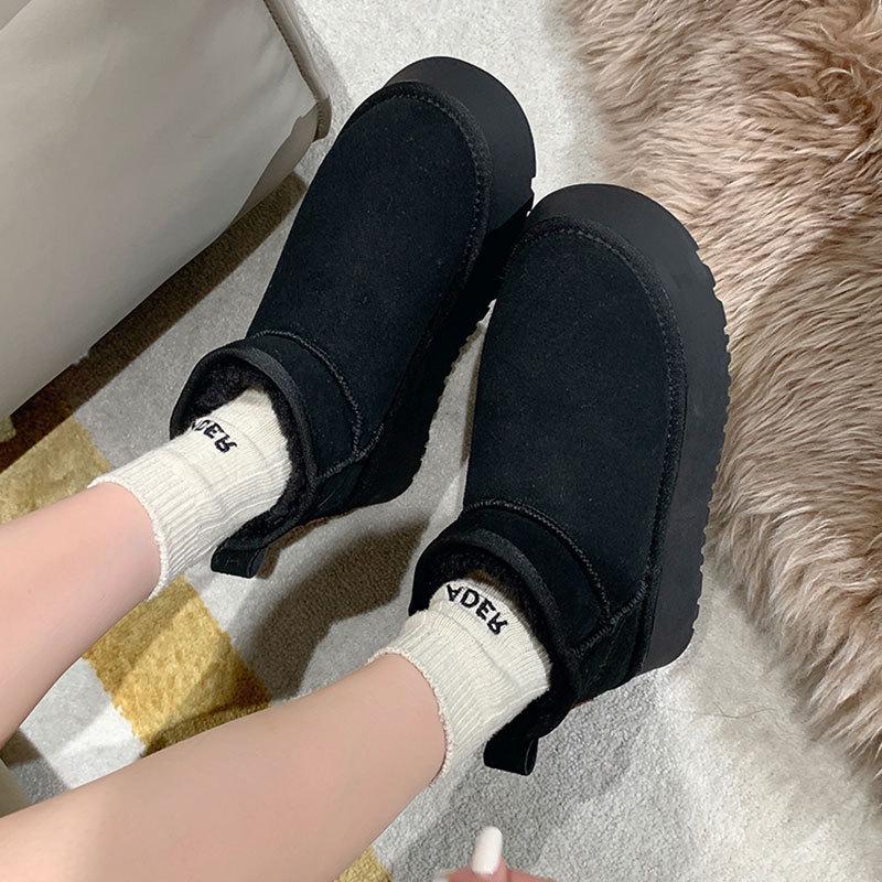 Women's Winter Suede Fleece-Lined Short Boots - Thick Sole, Warm, Fashionable, Casual, Trendy Cotton Boots.