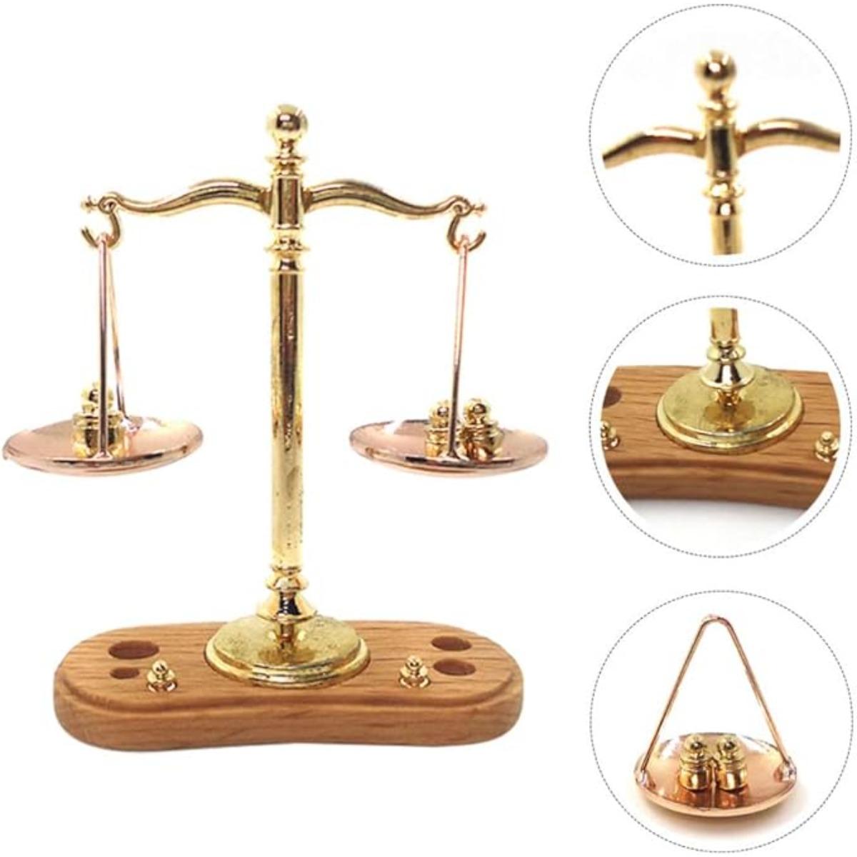 

1 шт. Кукольный домик Сцены Украшение для торта Кукольный домик Мини Весы с 6 гирями, 1: Ретро мини-модель весов Фемиды масштаба 1:12 золотой