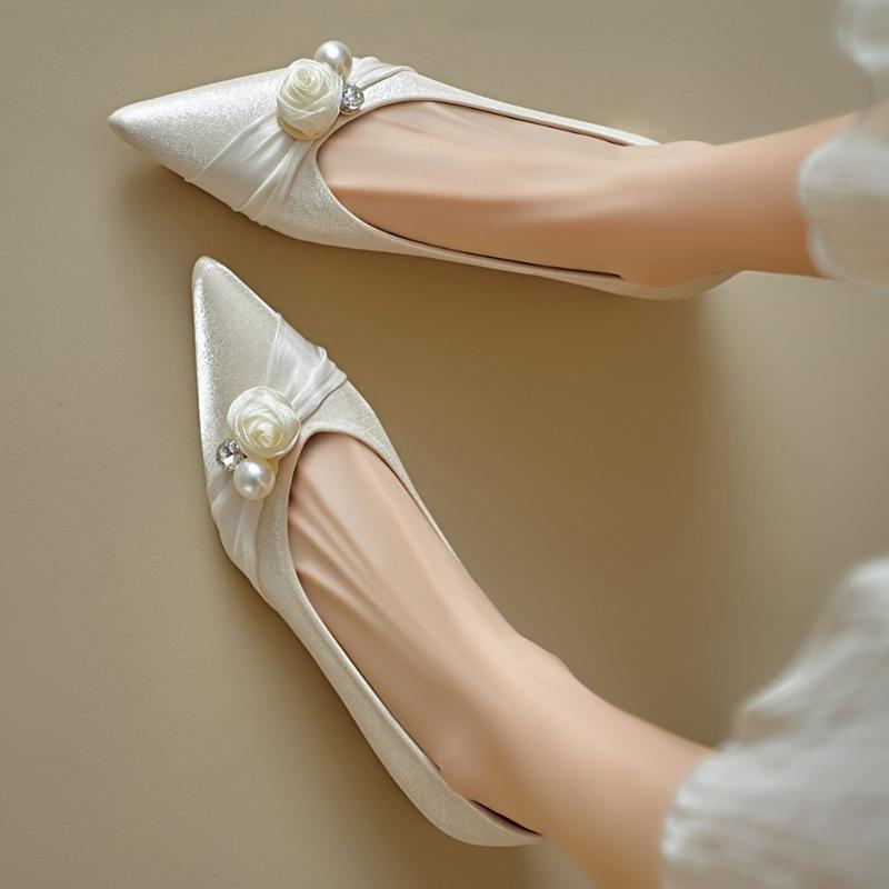 Flower Pearl Women Flats Shoes Crystal Elegant Pointed Toe Party Sandals 2025 Trend New Dress Woman Loafers Summer Shallow Shoes