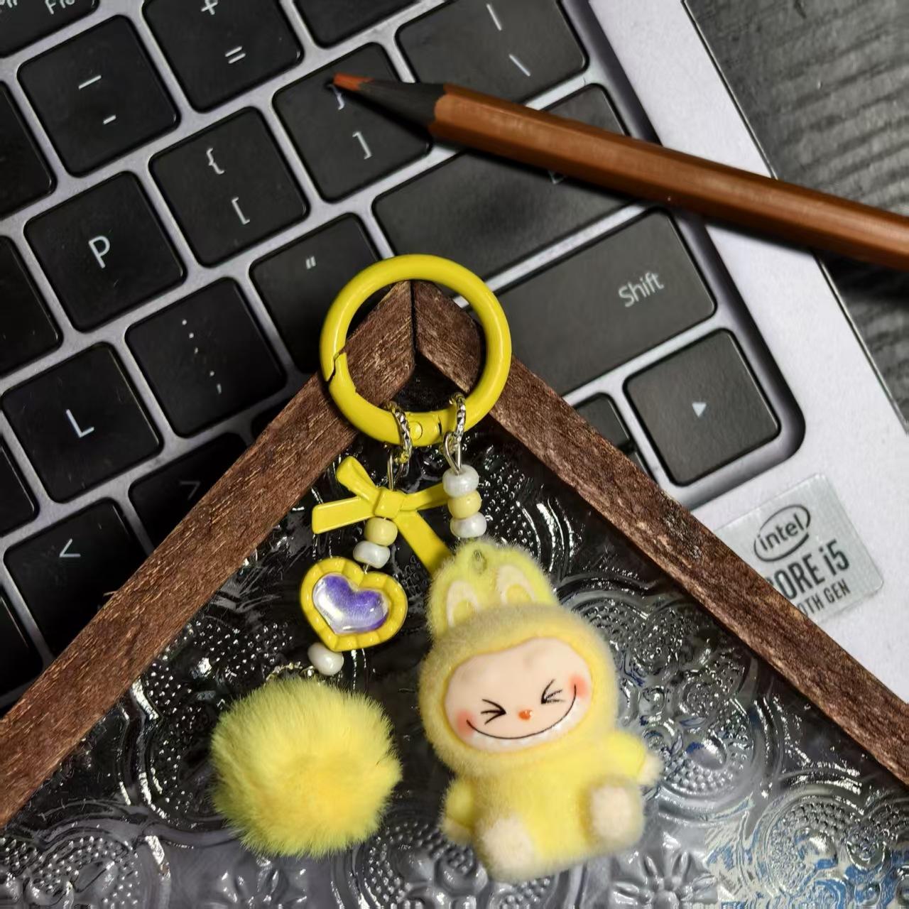 

Трехмерный брелок с флокированием, мягкий клей, милый ребенок, ходячая сумка, подвеска для мобильного телефона, милая подвеска the ring is random