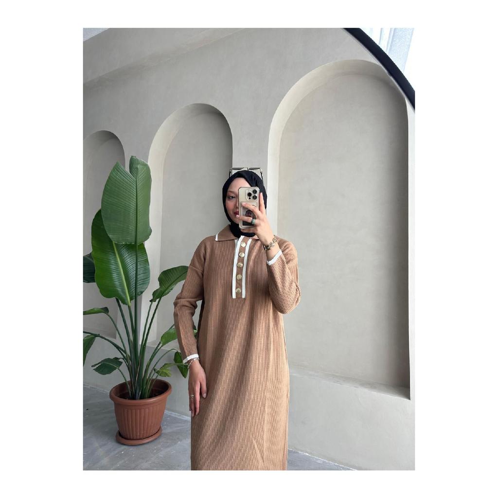 Übergroßes, geknöpftes V-Ausschnitt-Hijab-Kleid aus gerippter Strickware, geripptes langes Winterkleid in voller Länge