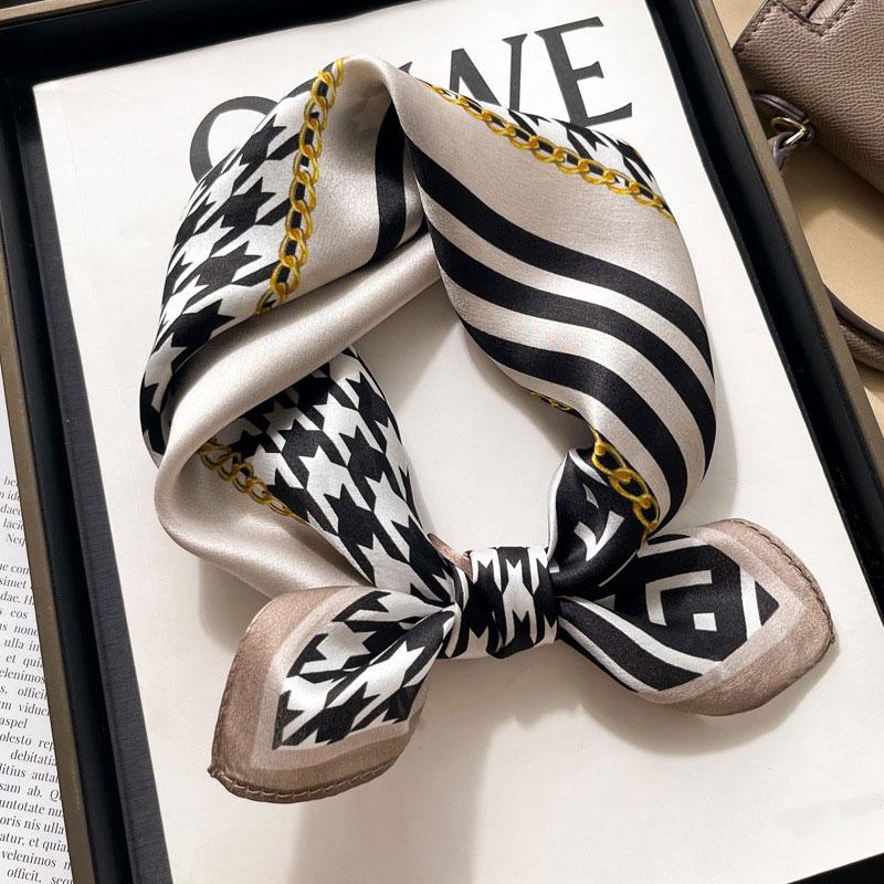 Luxury Brand 100% Real Silk Scarf Women Square Neck Tie Shawls Wraps for Ladies Foulard Scarves Pashmina Female Hijab Bandana