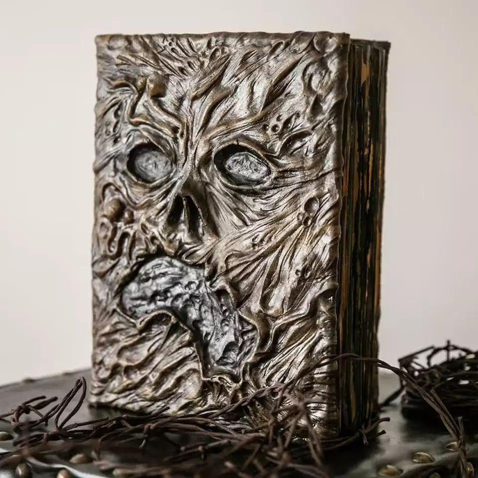 

[Б/У] Некрономикон Книга Дьявола Зловещие мертвецы 3D Специальное лимитированное издание Книга