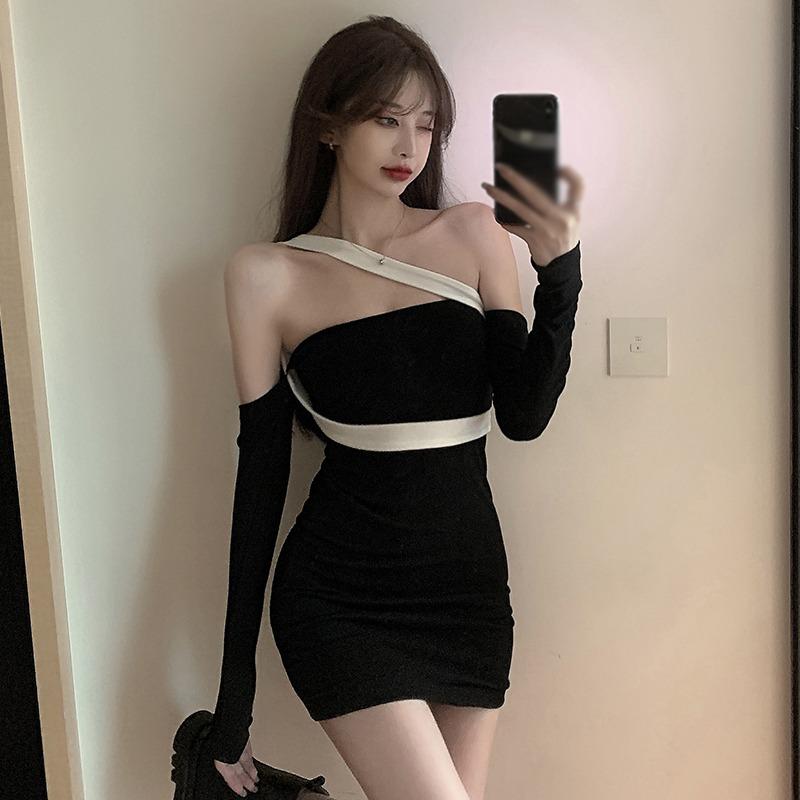 Women's Halter Strapless Slim Backless Long Sleeves Dresses