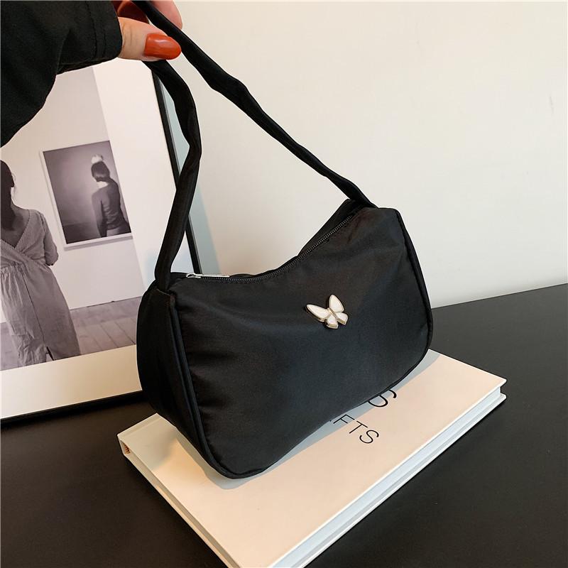 

2024 осінь нова мода проста сумка через плече ніша трендова сумка жіноча сумка для відпочинку сумка під пахву чорний