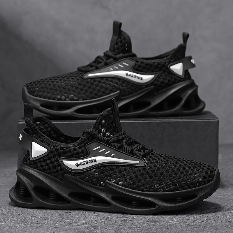 Men's Summer Breathable Aqua Shoes Mesh Running Shoes Lightweight Soft Bottom Water Sport Casual Trendy Footwear Lace-Up