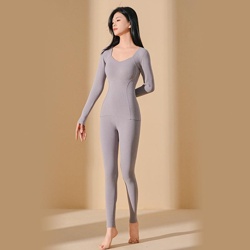 Women's Graphene Heated Long Sleeve Underwear Set with Padded Top & Leggings