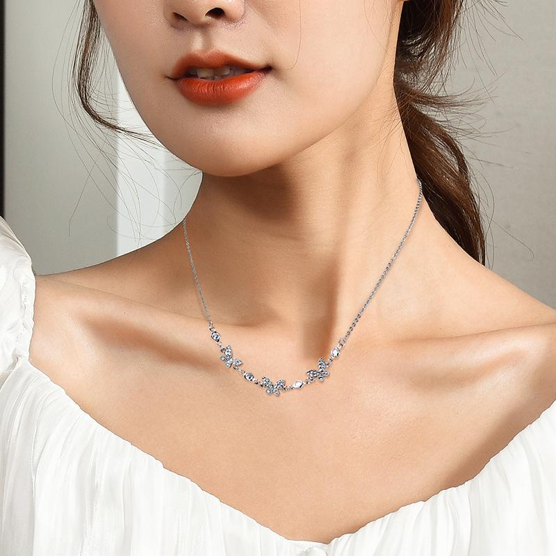 2022 Ins Personalized Simple Wind Three Butterflies Collarbone Chain Femininity Sweet Single-Layer Necklace